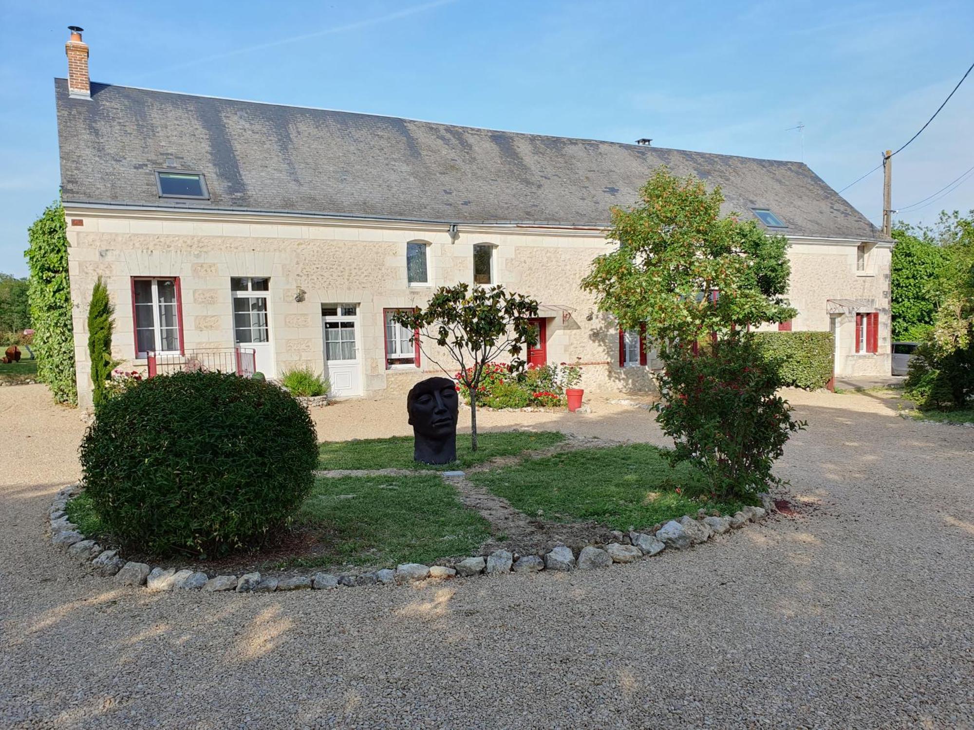 Bed and Breakfast Au Domaine Du Bois Joubert Luzille Екстер'єр фото